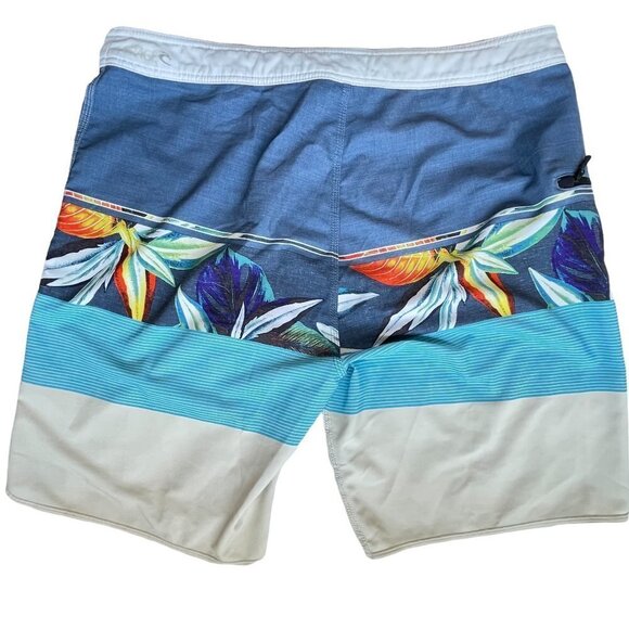 Rip Curl Board Shorts Stretch Blue and Cream with Hawaiian Print - Picture 3 of 7
